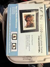 Tru Photo 5.6" Digital Picture Frame - Excellent Condition