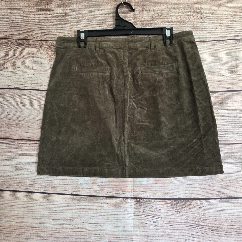 Marcs Corduroy Skirt ~ Size 14 Women's ~ Zip Close Pockets - Image 3 of 4