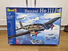 Revell   1/32 Heinkel He-111 P-1 Complete Parts Sealed