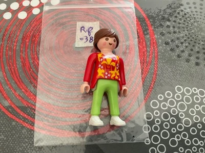PLAYMOBIL PERSONNAGE FEMME VILLE CAMPAGNE - Photo 1/2