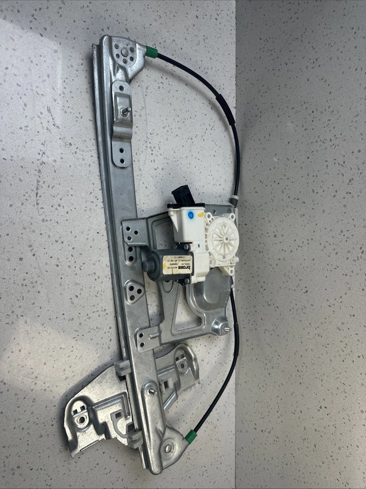 2006-20011 Cadillac DTS RIGHT FRONT WINDOW REGULATOR OEM Used Foto 2 de 4