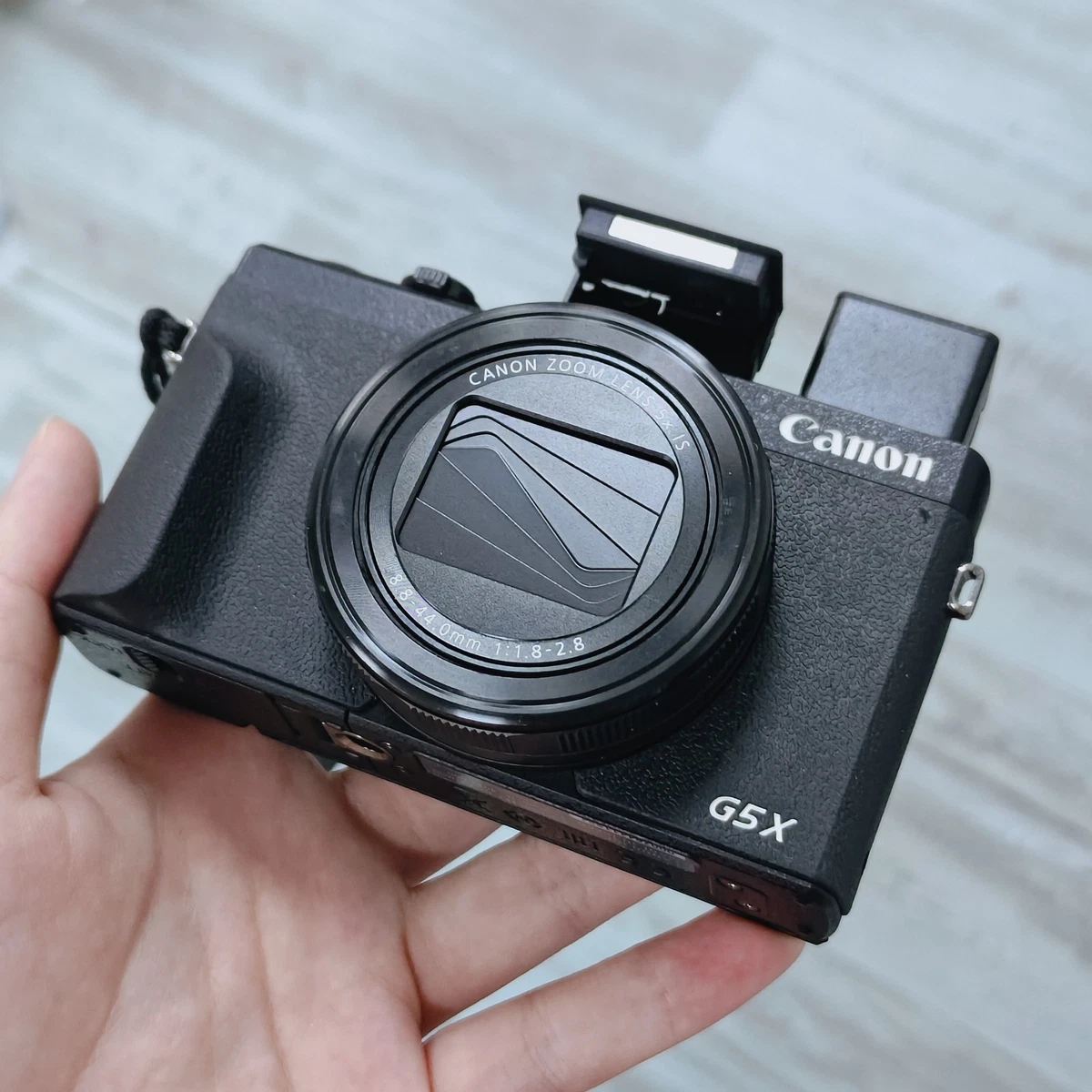 Canon PowerShot G5 X Mark II With Auto Focus Digital Cameras for