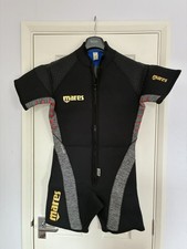 Mares Icelander Women&rsquo;s Wet Suit 5mm Size 6 Small