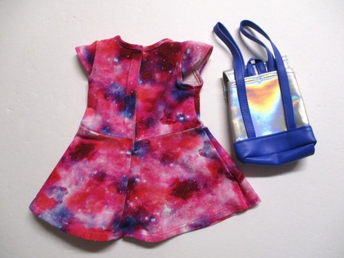 Muñeca American Girl GOTY 2018 Luciana Meet VESTIDO a traje y accesorio de mochila - Imagen 3 de 3