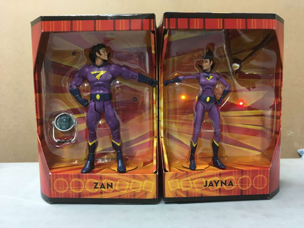 Activate Wonder Twins! Figures Zan + Jayna Soda lata incluida con Bat