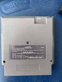 Super Mario Bros (Nintendo Entertainment System NES) [Game + Manual]