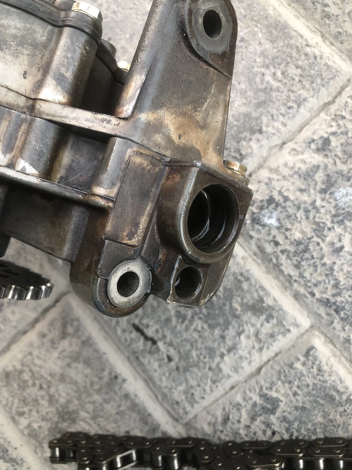 BMW e31 850ci 850csi S70 e32 750i 750iL iLS M70 Engine Oil Pump 1715672, 1725649 Foto 3 de 4