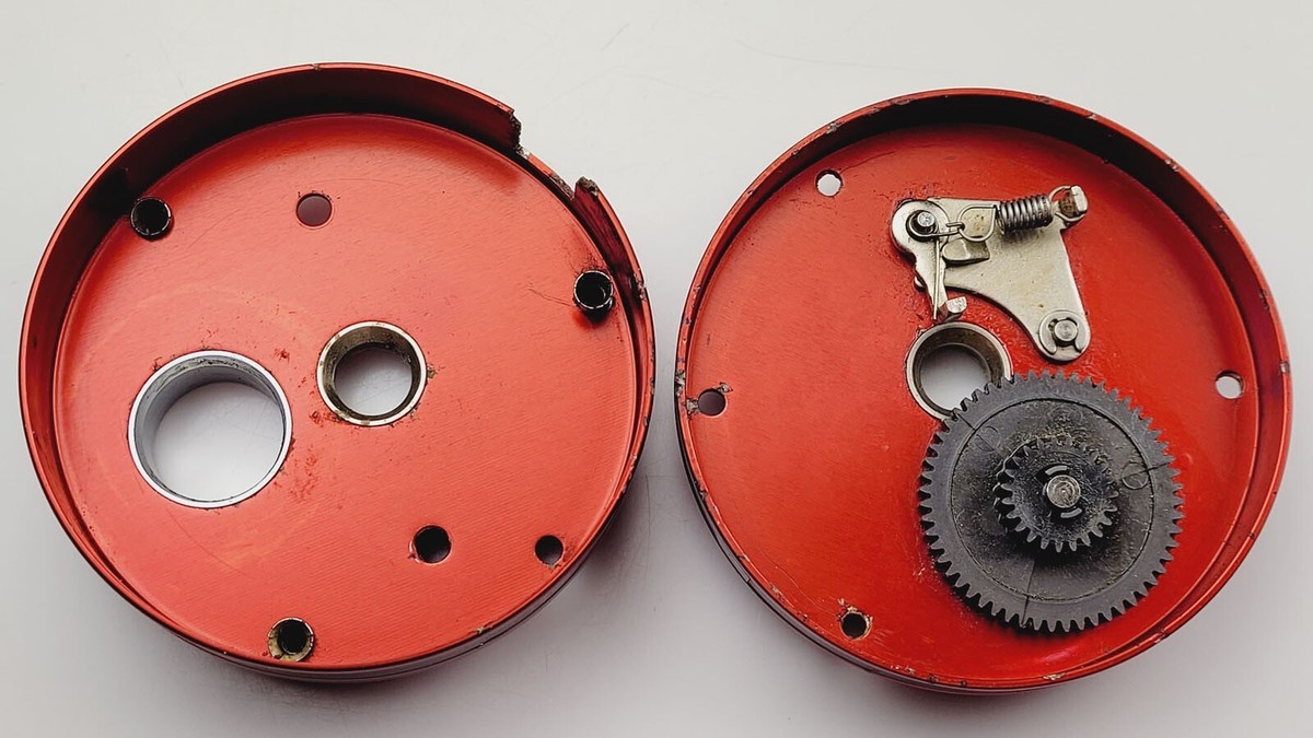 Abu Garcia Ambassadeur 7000 Reel Part - Plate Cover Set, Clicker