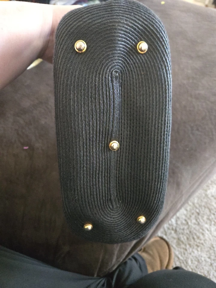 Eric Javits 拉菲亚单肩包 黑色 带金色五金专利边 — 第 4/4 张图片