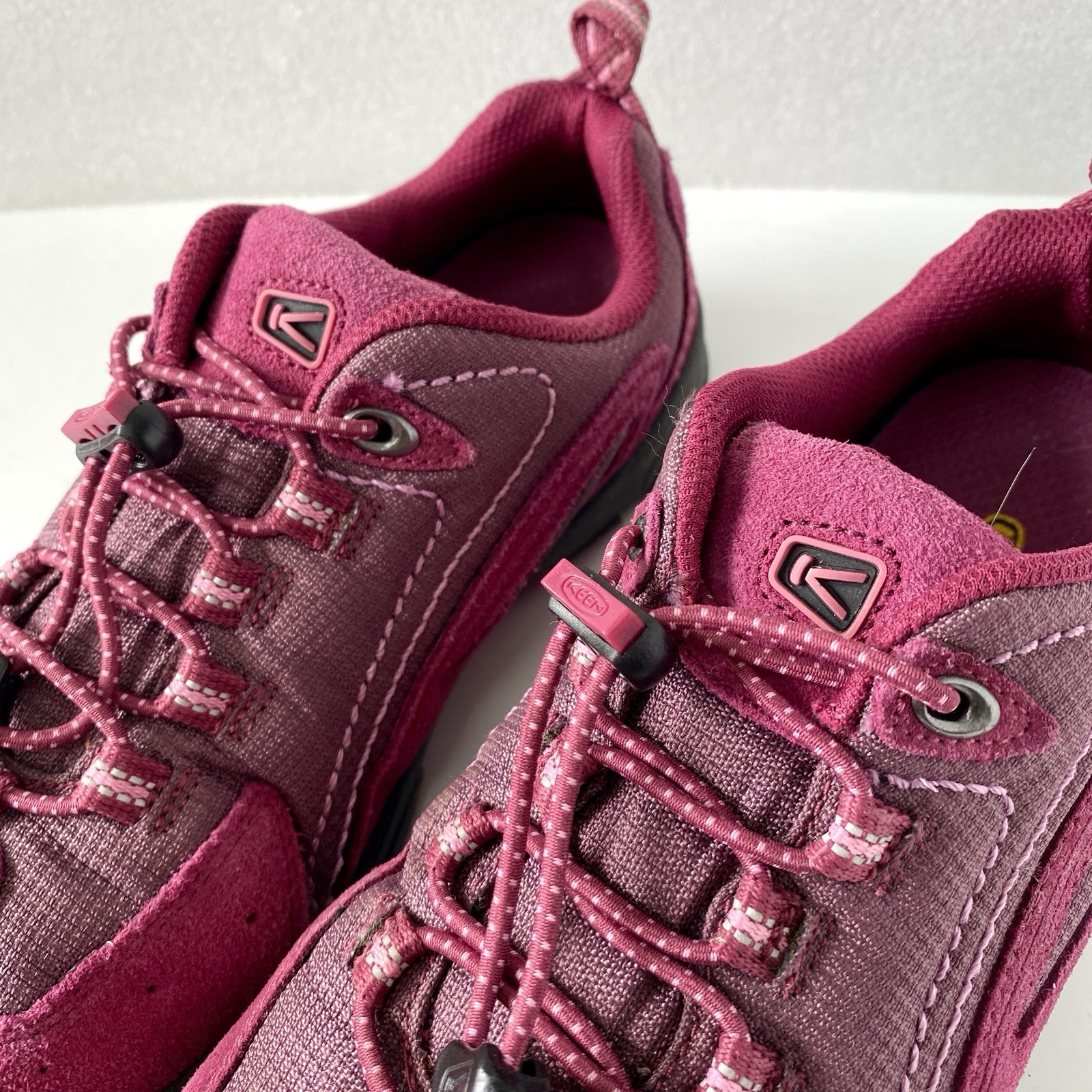 Scarpe da trekking KEEN Parker rosa rubino da donna taglia US 5 pelle scamosciata outdoor passeggio