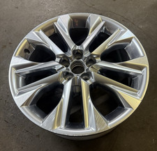 75265 20-25 Toyota Highlander Oe Used Wheel Cracked Cladding 4260d0e030