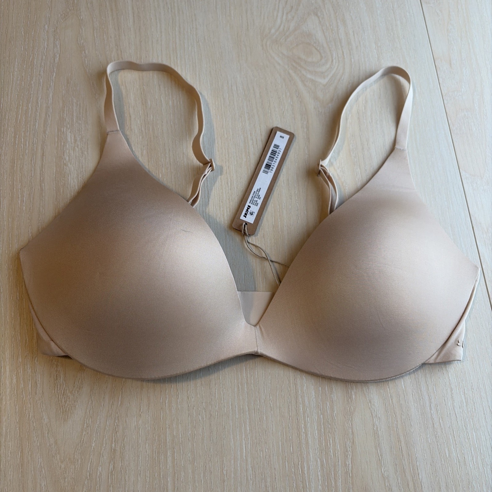 Skims Wireless Formsuper Push Up Bra Size 34c Sand