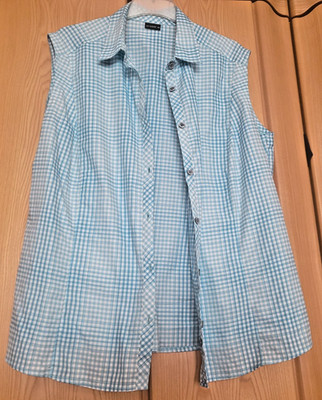 Damen Bluse '' MAIR SPORTS '' Gr.:48 ohne Ärmel Hellblau
