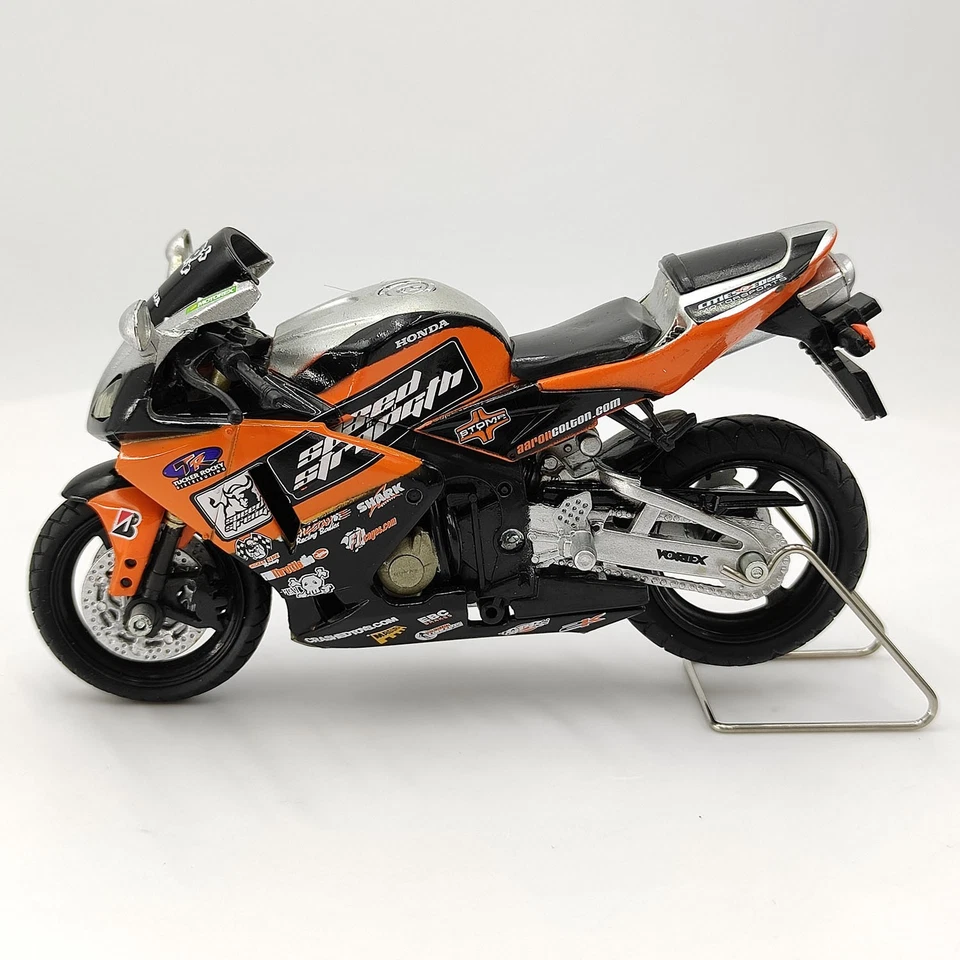 NEWRAY 1/18 Honda Alloy Car Model Collection Ornament  - Image 2 of 4