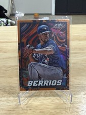 2022 Topps Fire - José Berríos #140 Orange /299