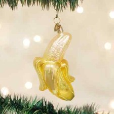 OLD WORLD CHRISTMAS PEELED BANANA GLASS CHRISTMAS ORNAMENT 28066