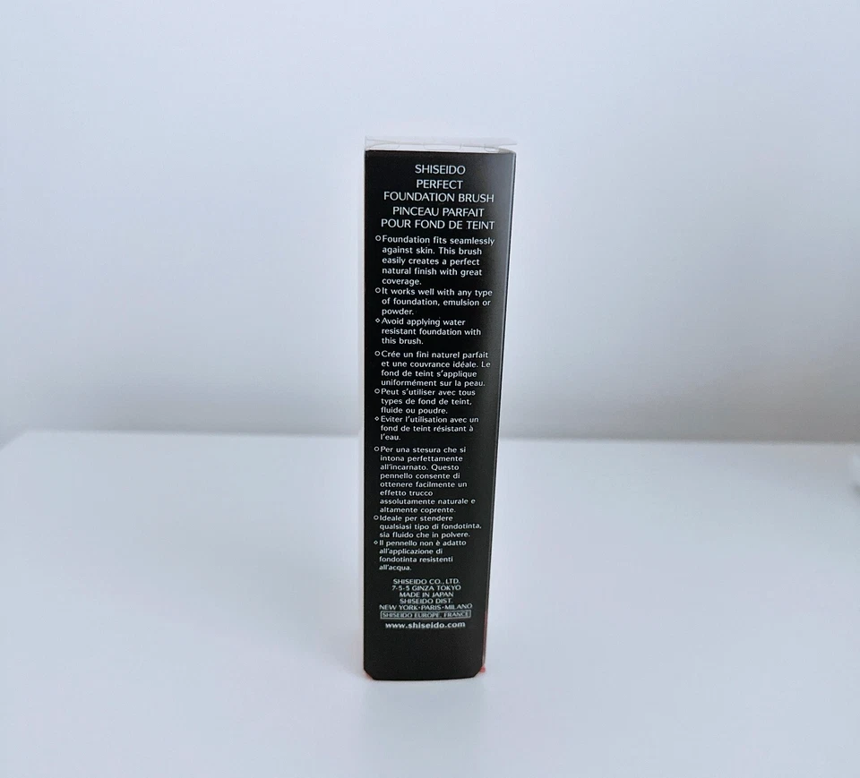 Shiseido Perfect Foundation Brush For All Formulas - Image 4 of 4
