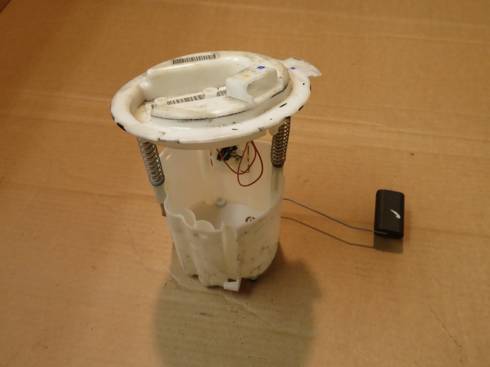 2014-2017 MASERATI GHIBLI SQ4 RIGHT GAS FUEL PUMP SENDER W/ LEVEL SENSOR OEM