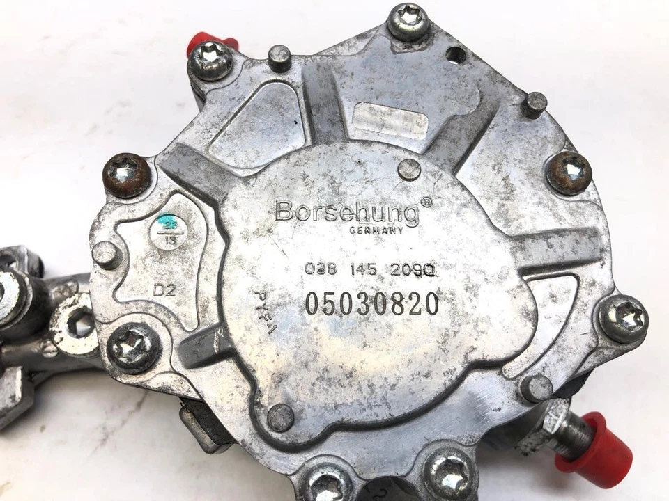 Bomba de vacío de combustible Volkswagen Jetta TDI 2003-2007 Bew BRM BHW OEM 0381452090 Foto 3 de 4