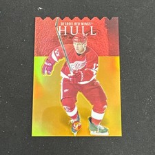 2003-04 Topps Pristine Gold Refractor #70 Brett Hull #/33 Detroit Red Wings 