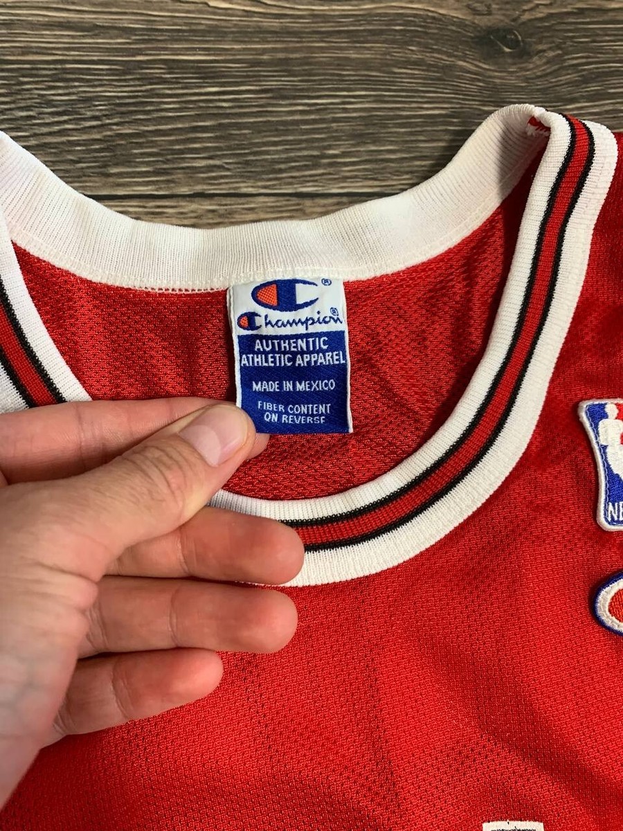 VINTAGE CHICAGO BULLS #23 MICHAEL JORDAN CHAMPION JERSEY
