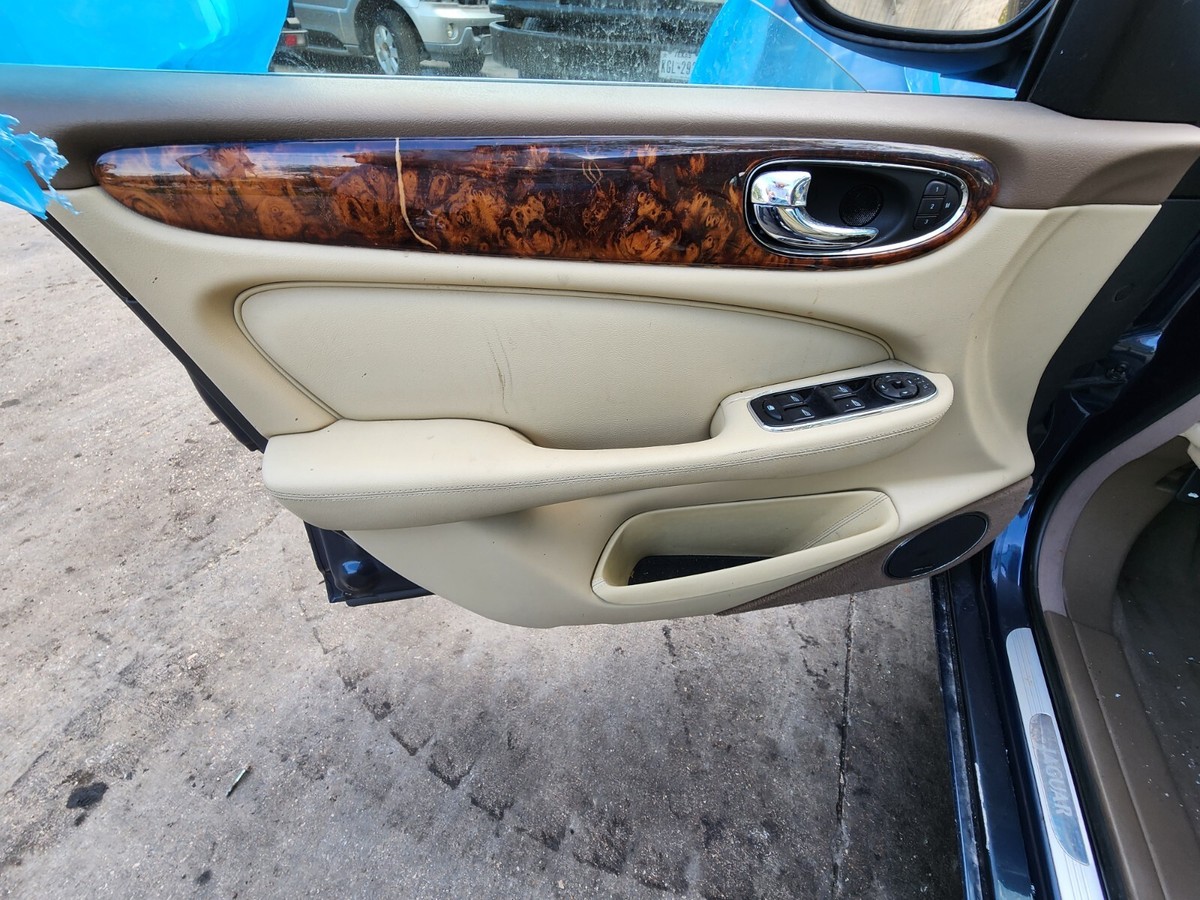 user_d202c896ページ 2004-05-06-07-2009 JAGUAR XJ8 XJR VANDEN PLAS LEFT FRONT INTERIOR