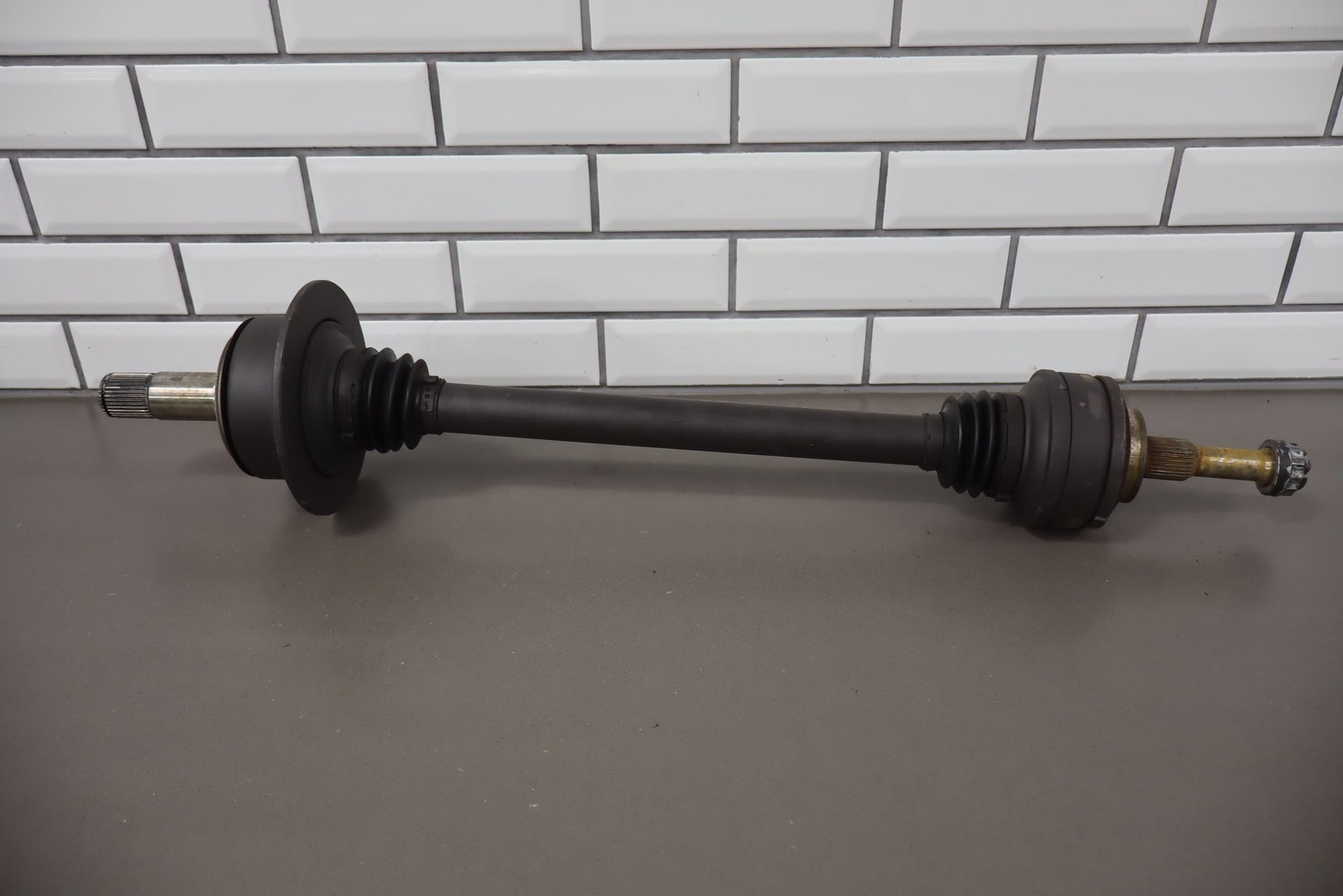 Maybach 57 2007 Rear Right Axle shafts Set