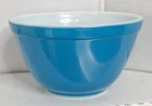 Pyrex Primary Blue 401 Excellent Used Condition Almost Pristine Bright