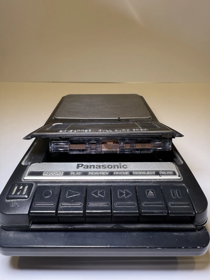 Panasonic RQ2102 Full Auto Stop Portable Cassette Recorder Not Tested No Battery - Image 4 of 4