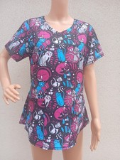 Skechers by Barco Cat Print Scrub Top Women's Medium V-Neck Medical Uniform NWT