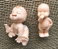 2 Vintage 1991 Magic Babies 2" Galoob PVC Baby Doll Figures