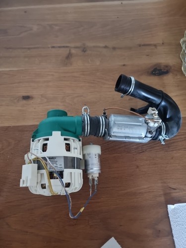 Umwälzpumpe mit Heizelement für Whirlpool Spülmaschine – Nidec Sole EE314M...