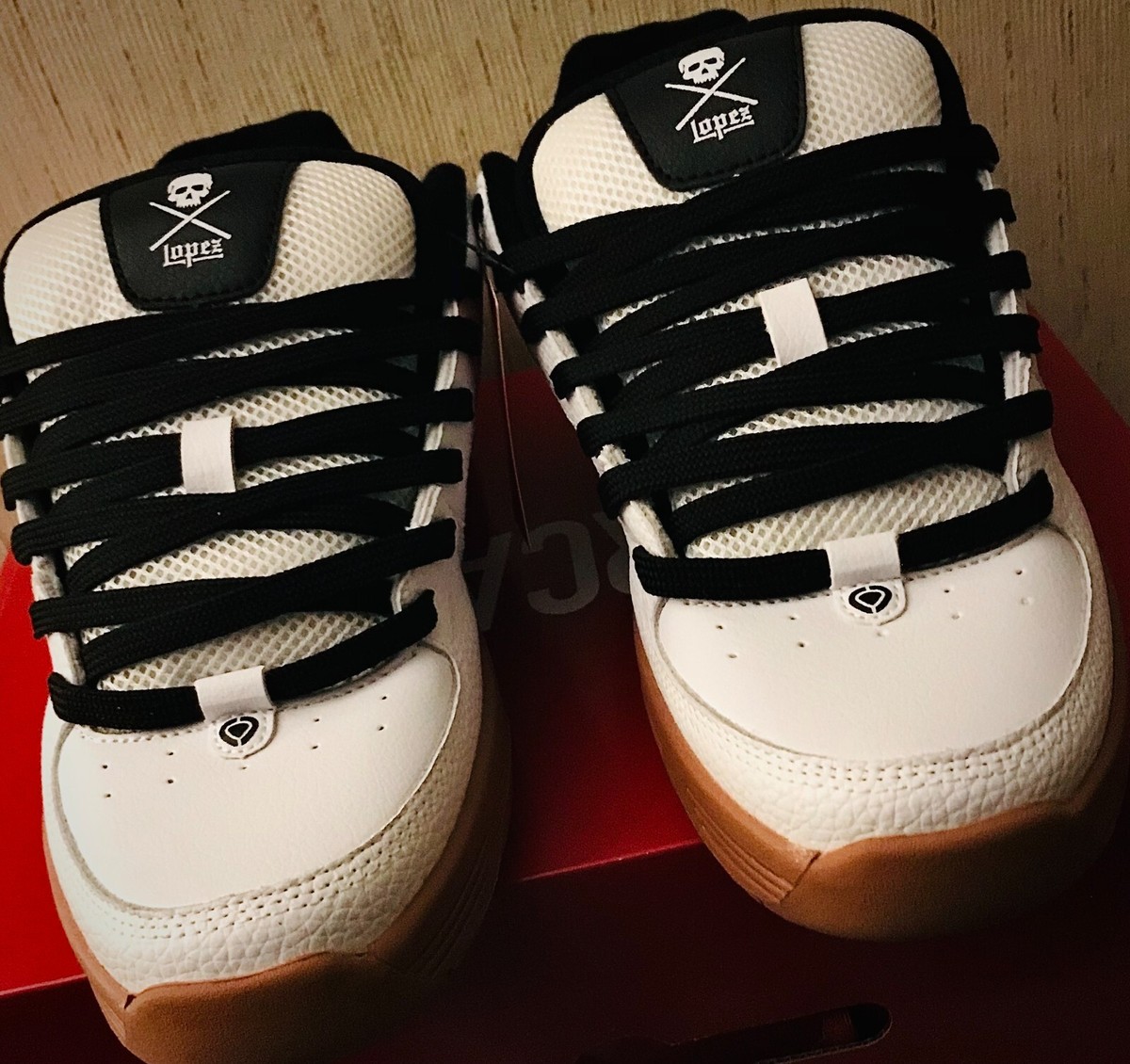 C1rca Circa Lopez 805 Pro Classic Skate Shoes White/Gum US 10.5 Circa C1rca Adrian Lopez 805 Pro Model Skate Shoes White/Gum  main image 2