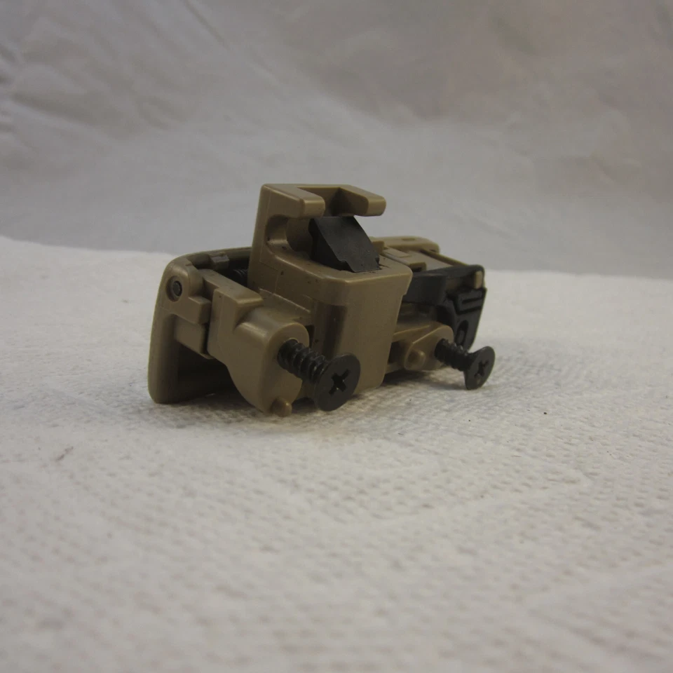 00 01 02 03 PESTILLO GUANTERA NISSAN ALTIMA MAXIMA INFINITI I30 I35 BEIGE OEM Foto 3 de 4