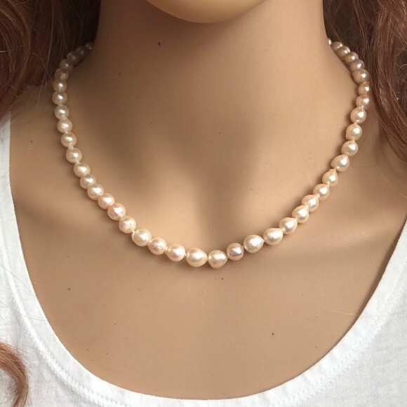 pearl necklace without clasp