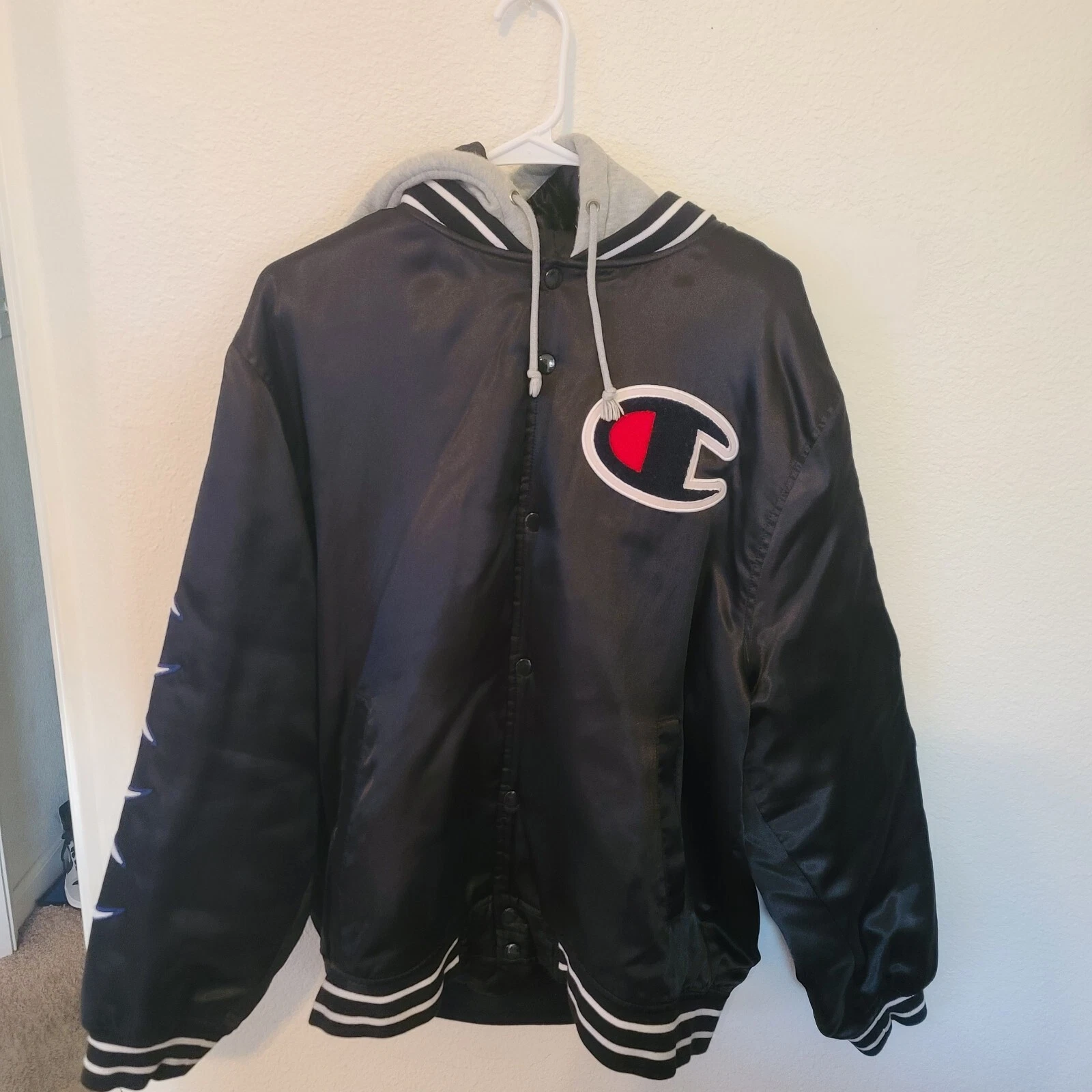 Veste universitaire à capuche satin à capuche Supreme Champion   Taille L   Noir