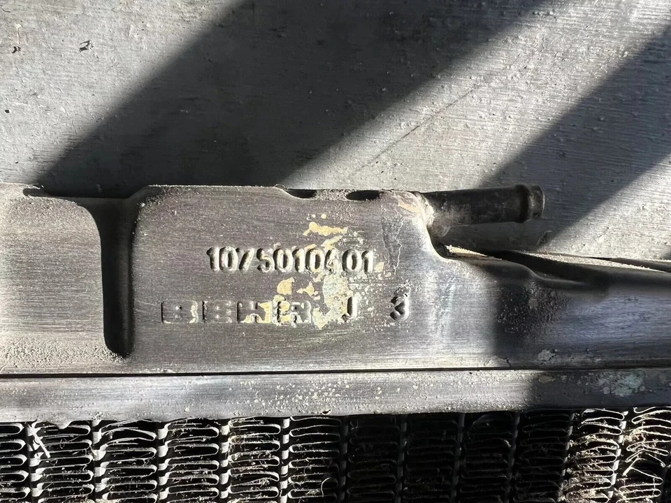 Radiador de aluminio para Mercedes-Benz R107 280SL sin CA 5 velocidades 1974-1985 Foto 4 de 4