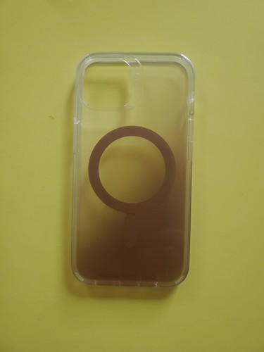 ZAGG Gear4 Milano Custodia a Scatto per MagSafe per Apple iPhone 15/14/13 - Oro - Foto 2 di 4