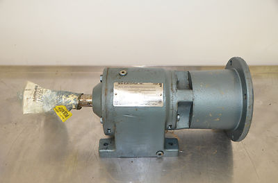 SEW Eurodrive R40LP143 Speed Reducer Ratio: 6.17  800 In-lbs  1'' Output