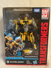 Transformers Studio Series 01 Deluxe Class Bumblebee MISB!