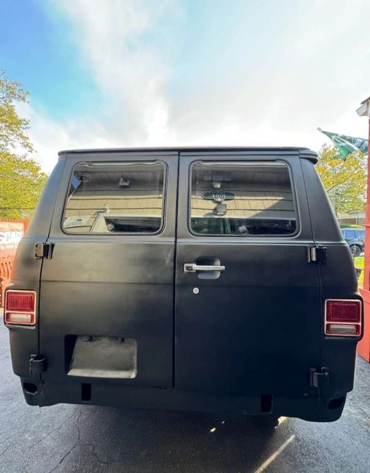 Chevrolet Van G30 1977 Foto 3 de 4