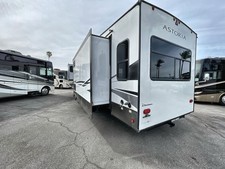 2022 Dutchmen Astoria Platinum 3173RLP
