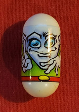 Mighty Beanz Visitor Bean JA-RU 2004