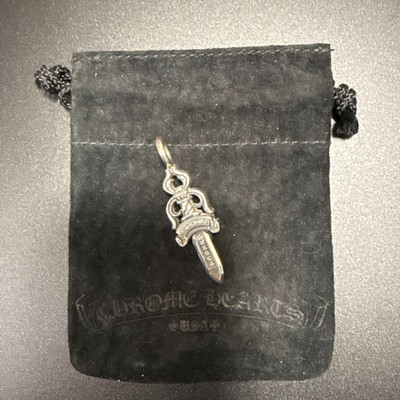 Chrome Hearts イエロー Double Dogger Pendant
