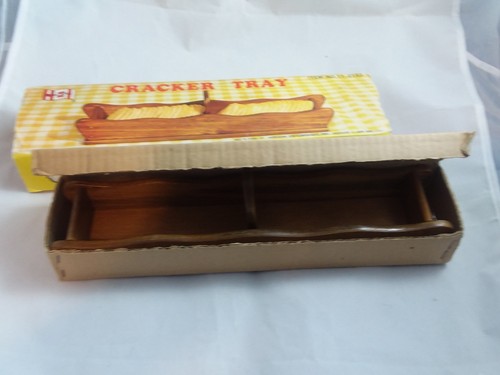Himark Cracker Tray Wooden Tray Made in Taiwan Vintage MCM Original Box Wooden - Picture 6 of 12