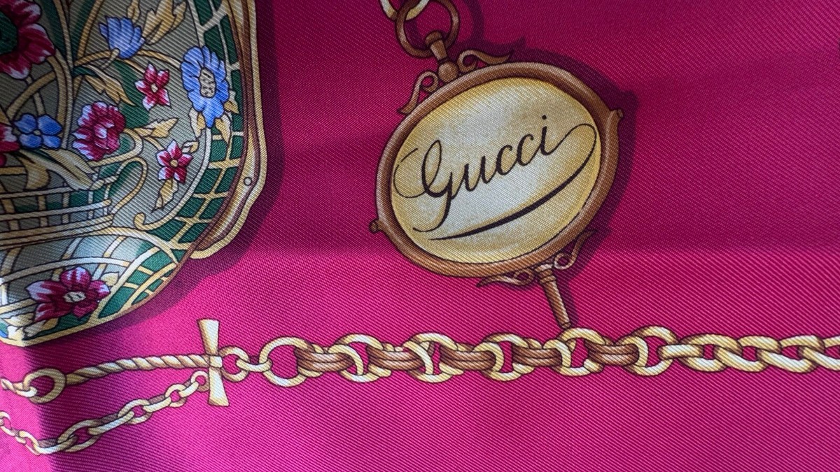 Vintage Gucci Silk Scarf Red/Gold Pocket Watch Stopwatch Clocks 