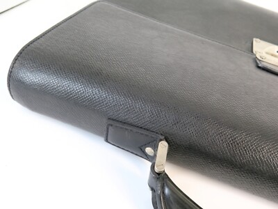 Louis Vuitton Black Epi Leather Briefcase. Great business / laptop
