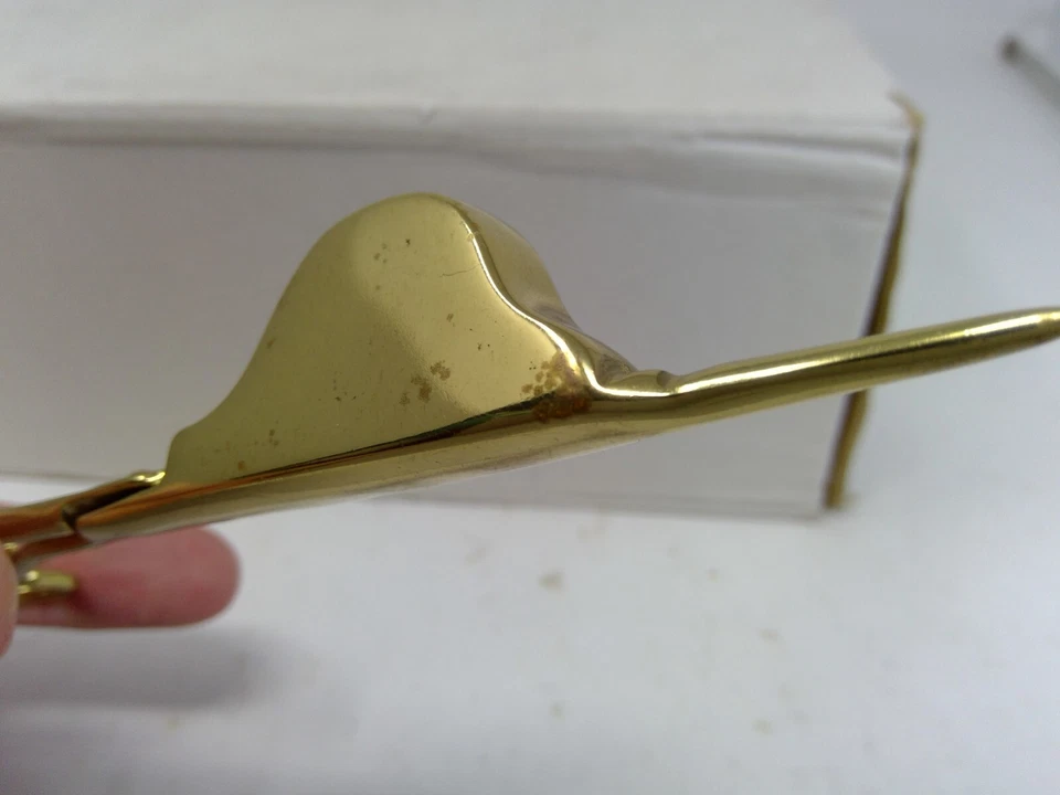 Williamsburg Restoration Brass Candlewick Snuffer Scissors - Image 4 of 4