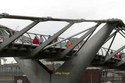Photo 6x4 The Millennium Bridge over the River Thames The London Millenni c2014
