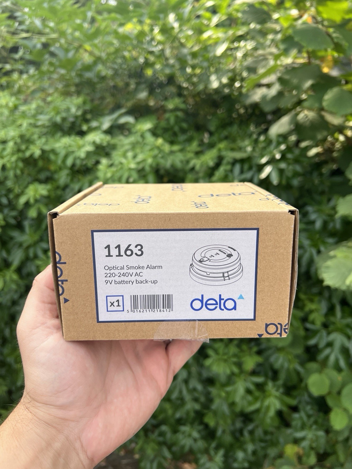 Deta 1163 Optical enhanced Smoke Alarm 240V with 9V Replaceable Battery White
